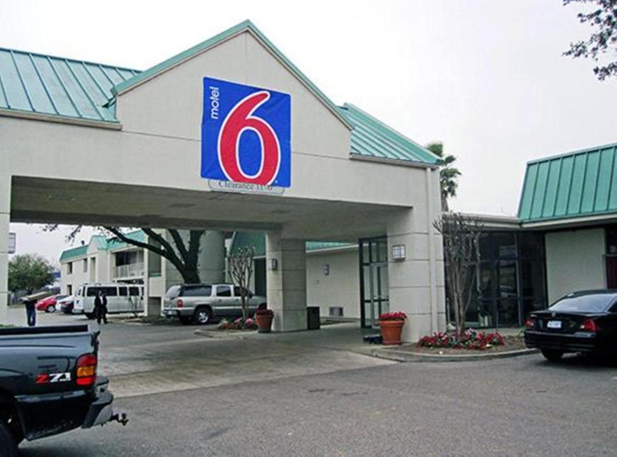 Motel 6-Houston, Tx - East Экстерьер фото