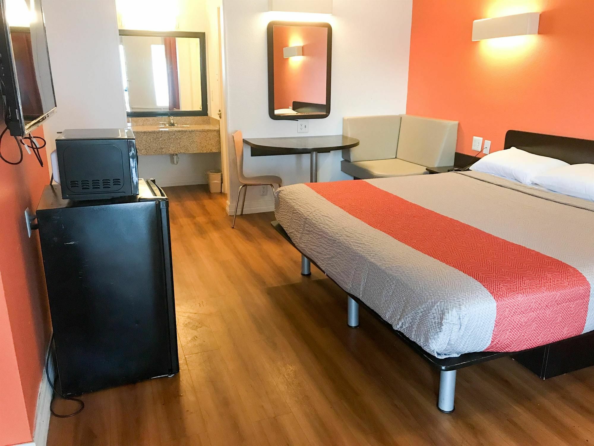 Motel 6-Houston, Tx - East Экстерьер фото
